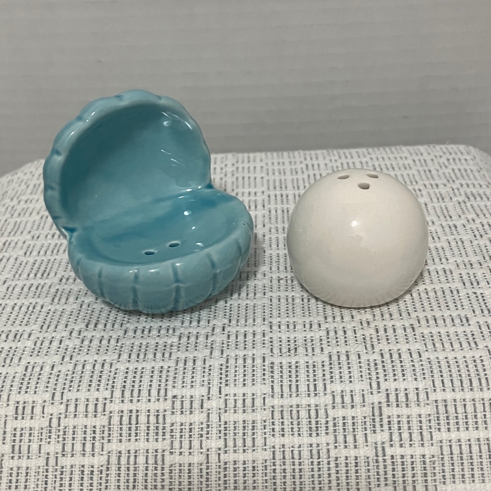 Ceramic Sea Shell Salt and Pepper Shakers - Blue & White with pearl